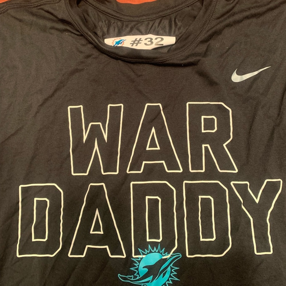 Kenyan Drake Miami Dolphins War Daddy shirt